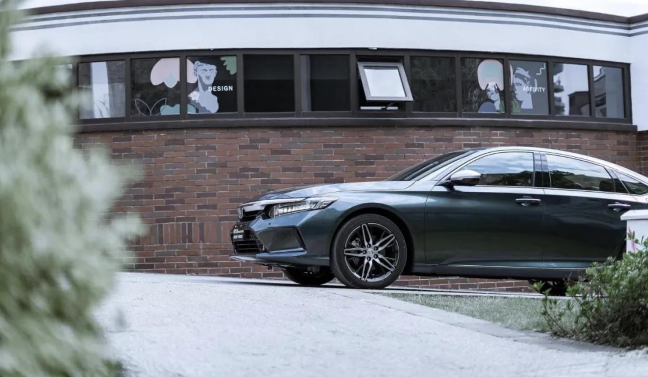 雅阁和英仕派phev哪个好,雅阁精英版对标英仕派