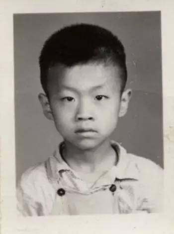 他是写情色一流的作家，写作17年默默无名，死后被高晓松封神