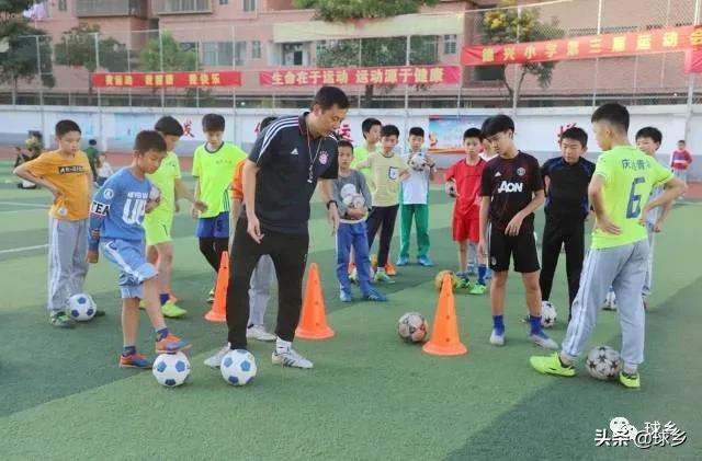 “四三三”接棒“华南虎”，延续梅县职业足球之火