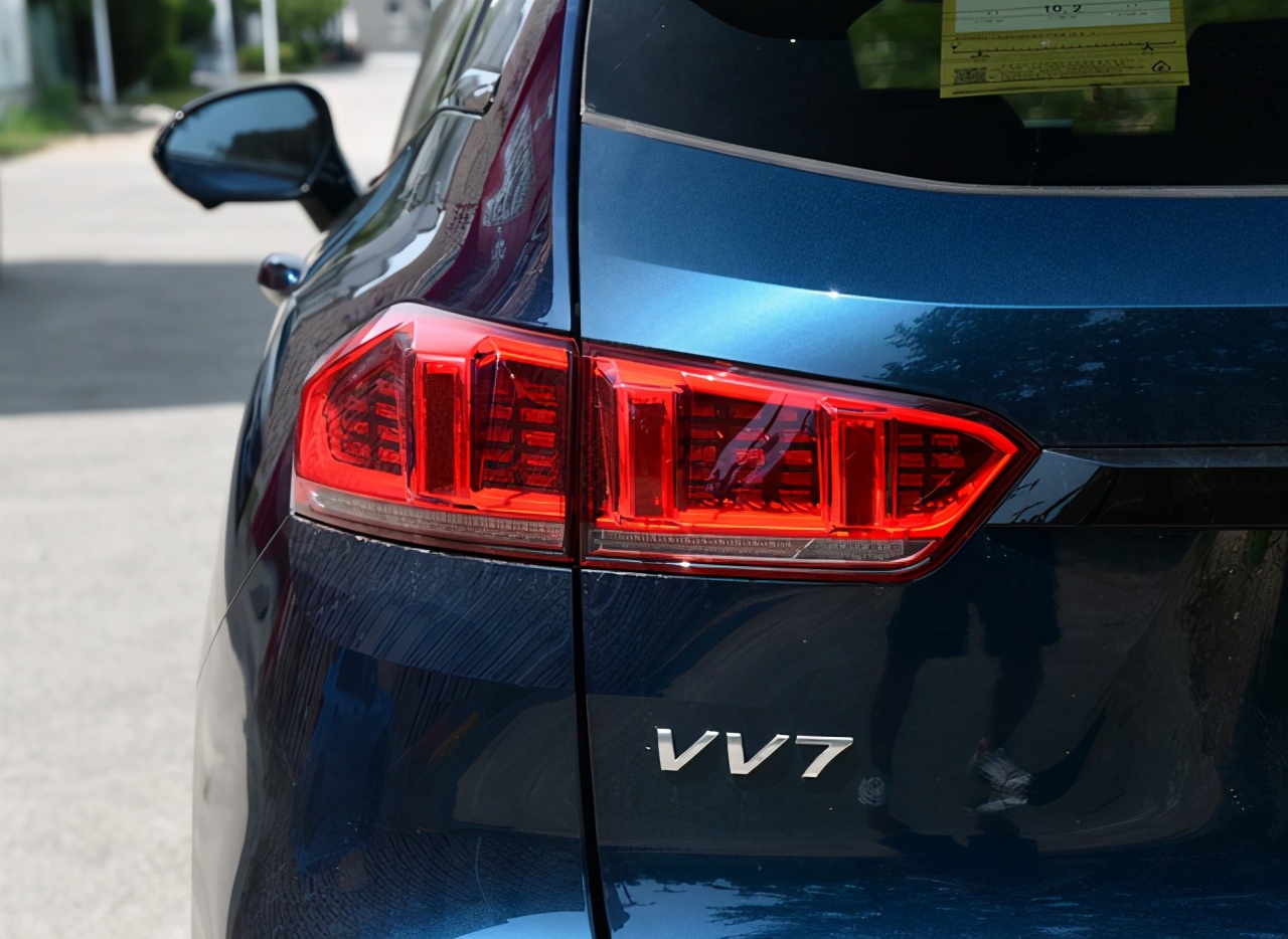 魏派vv7买二手划算吗,魏派vv72.0t超豪版二手卖多少钱