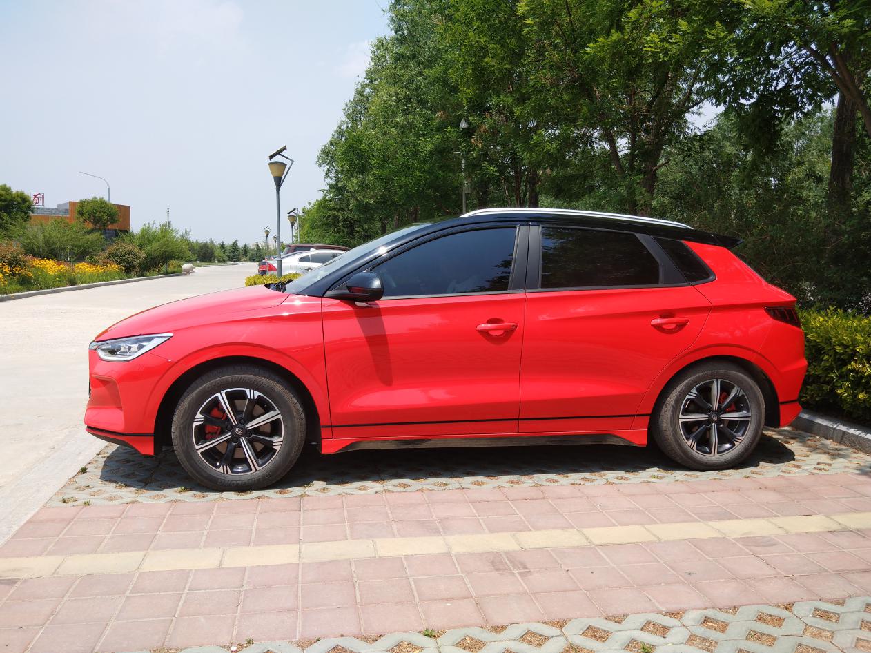 喜欢阳光下奔跑，e2车主的美好生活