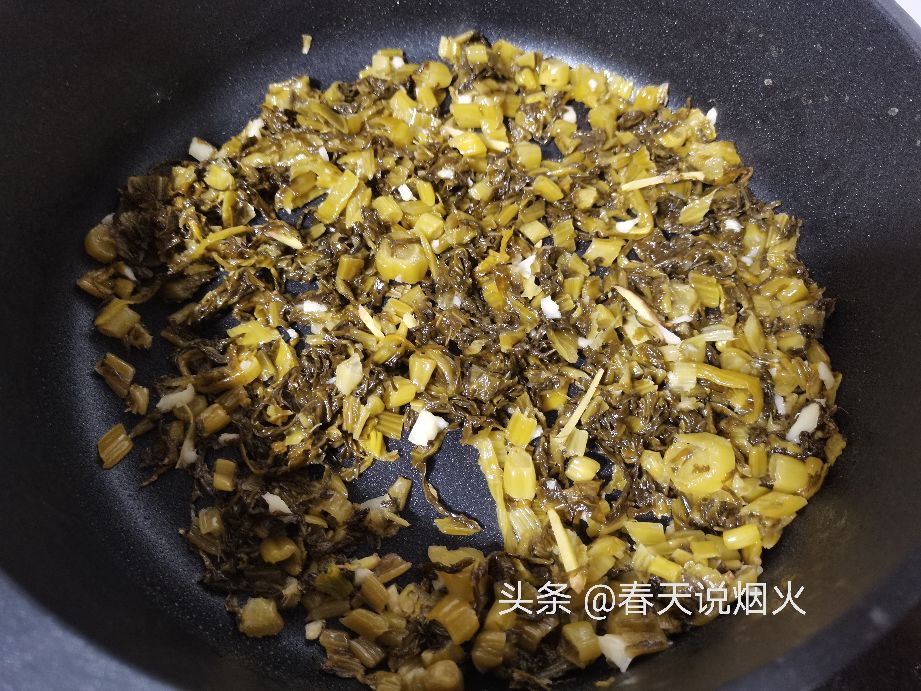 墨鱼炒什么菜好吃,墨鱼炒什么菜好吃又简单
