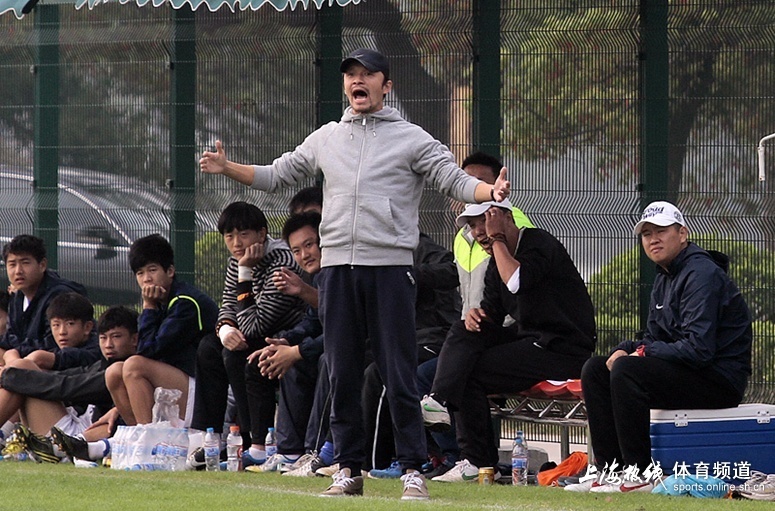 谢晖德乙帽子戏法视频,谢晖国足对韩国