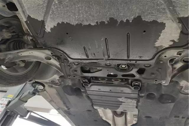 大众迈腾发动机漏油维修费用,迈腾发动机漏油处理方法