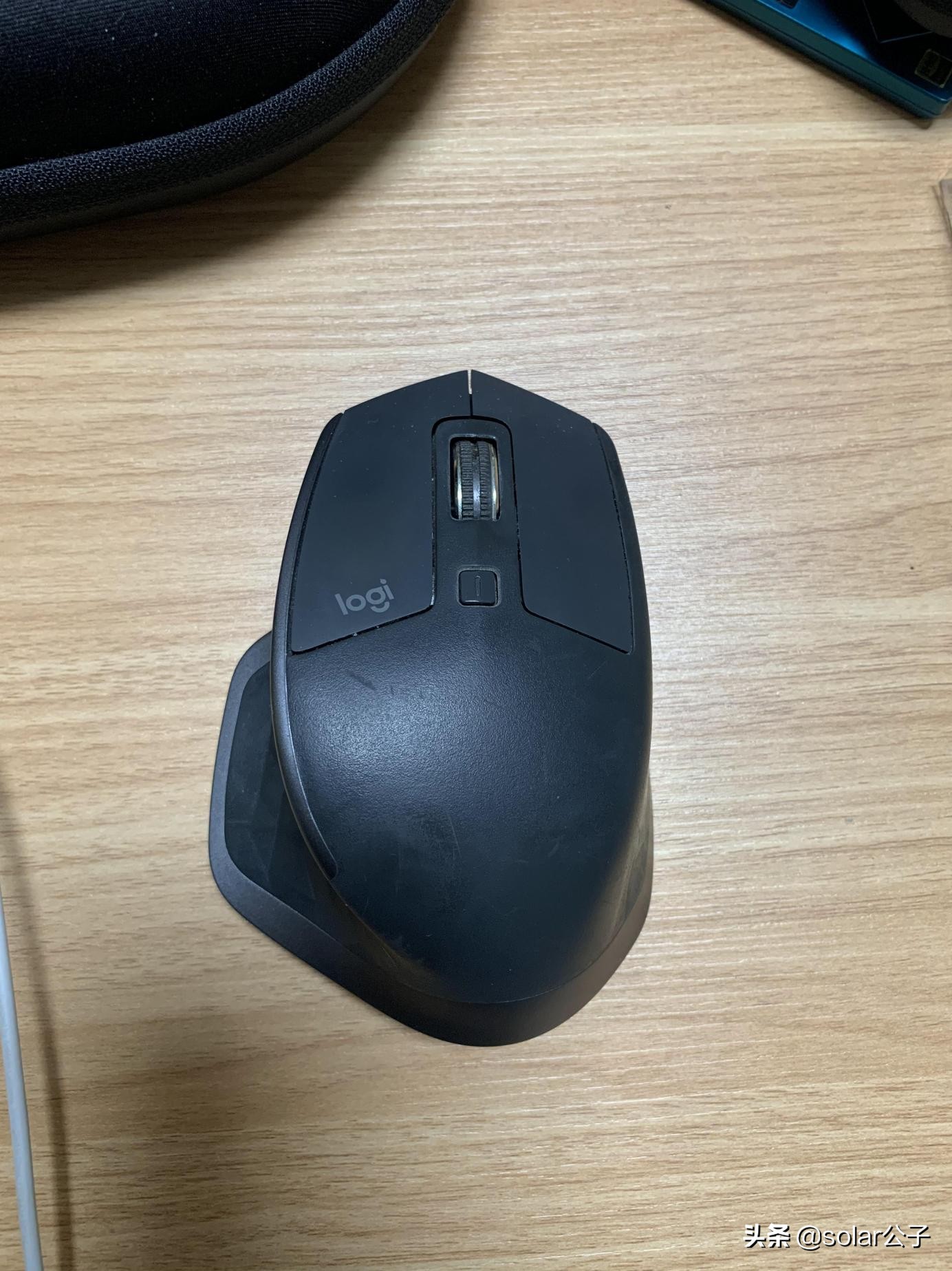 常年出差的人箱子里都有什么——90后大叔“翻箱”