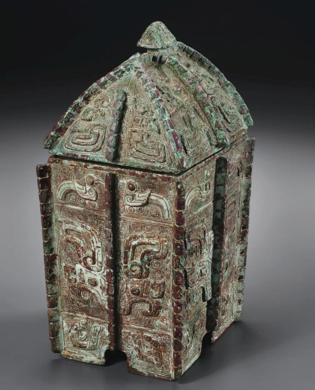 商晚期青铜器龙形觥图文,商代鸟兽纹觥