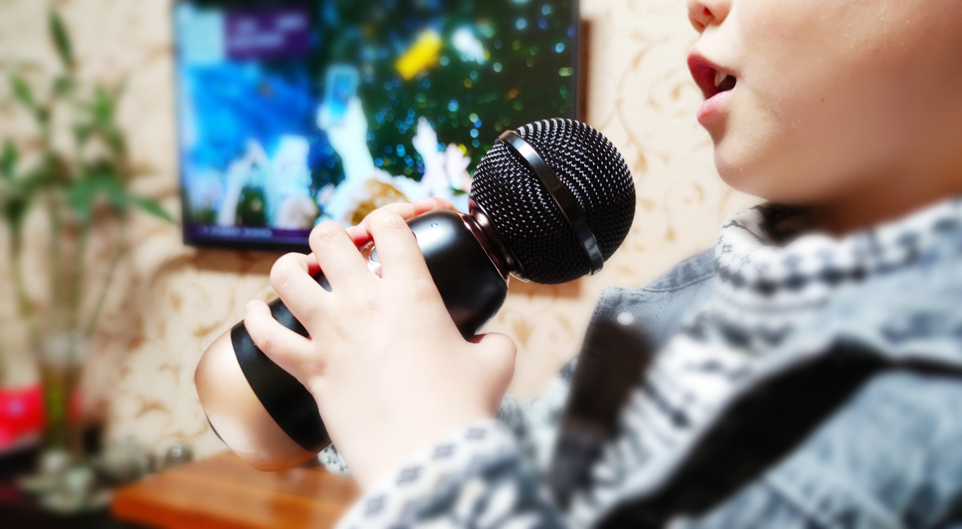 五音不全的怎么用气息唱歌,五音不全唱歌怎么发声