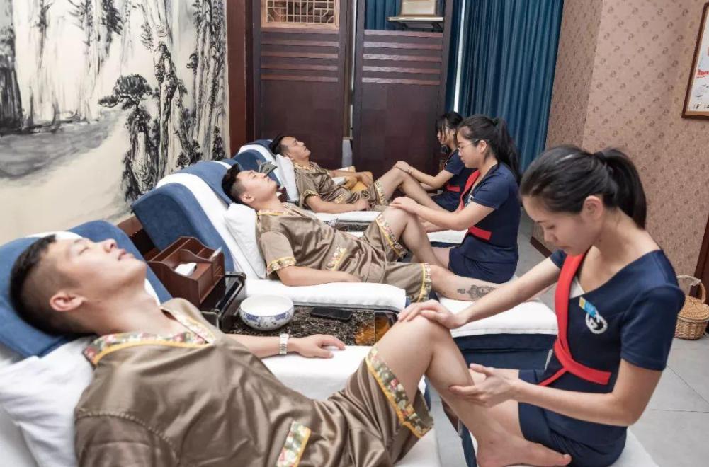 足浴按摩店能开小店吗,足浴按摩店开在什么地方好