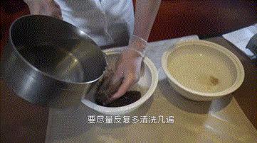 二十年的大厨教你葱烧海参,做葱烧海参原来这么简单