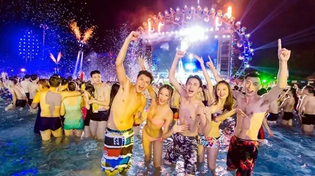 郑州晚上适合去的水上乐园,郑州水上乐园什么时候去最好
