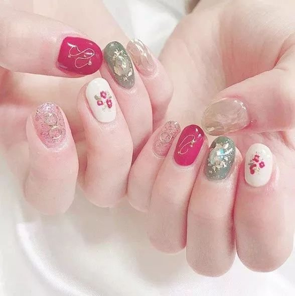 可盐可甜的美甲图片,手残党学的会的水波纹美甲教程