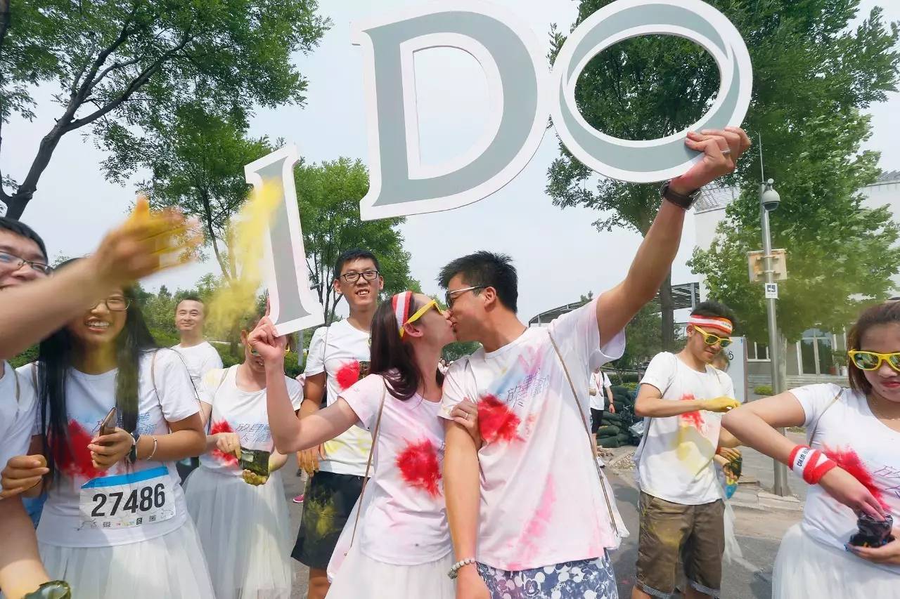 结婚对戒和钻戒怎么同时佩戴,结婚对戒推荐方形钻戒注意什么