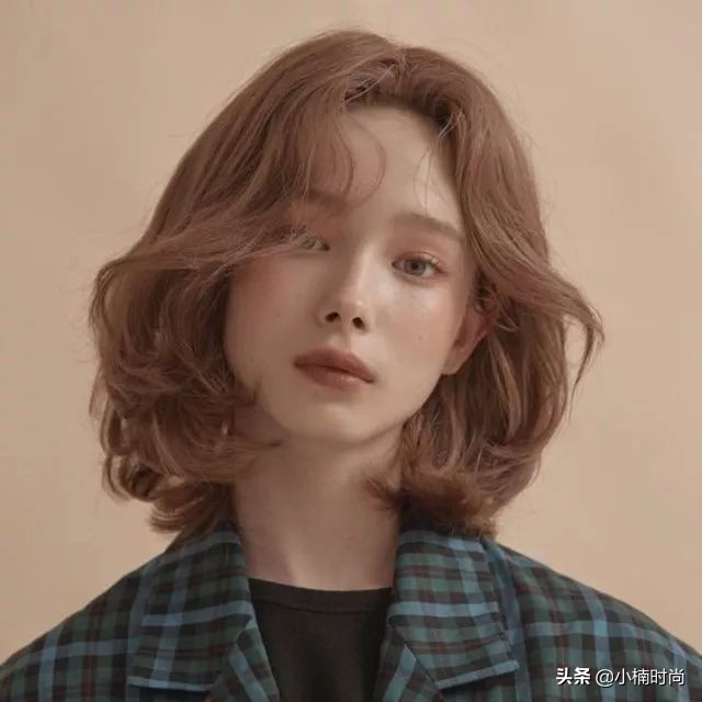 圆脸女孩快看!氧气刘海、不败短鲍伯,换对发型就像整形
