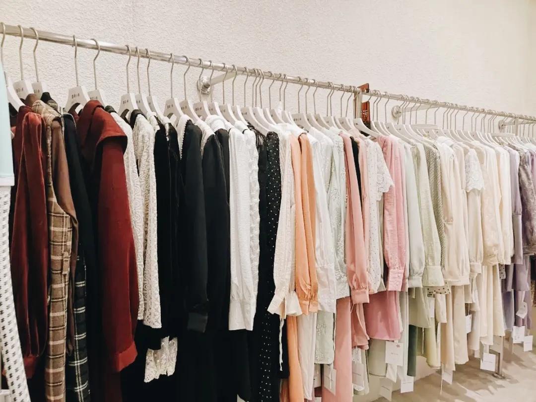 乌鲁木齐九鼎服装批发市场价格,乌鲁木齐批发服装便宜的地方2-3元