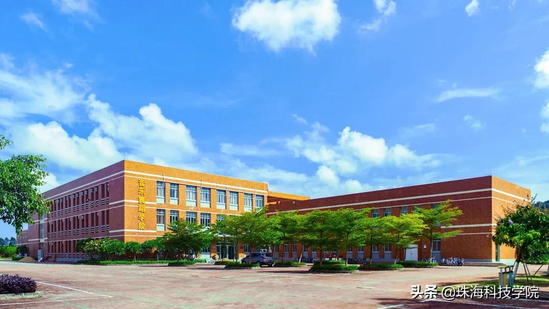 读一所校园环境和学习氛围全方位一流的大学是什么体验？