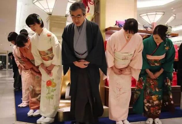 实体店经济的衰落跟马云有关吗,导致实体店倒闭的原因