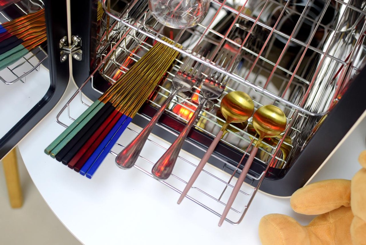 大宇烘干消毒盒,奶瓶消毒柜紫外线大宇