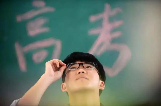 日语小语种高考难度,现在高考为什么考日语