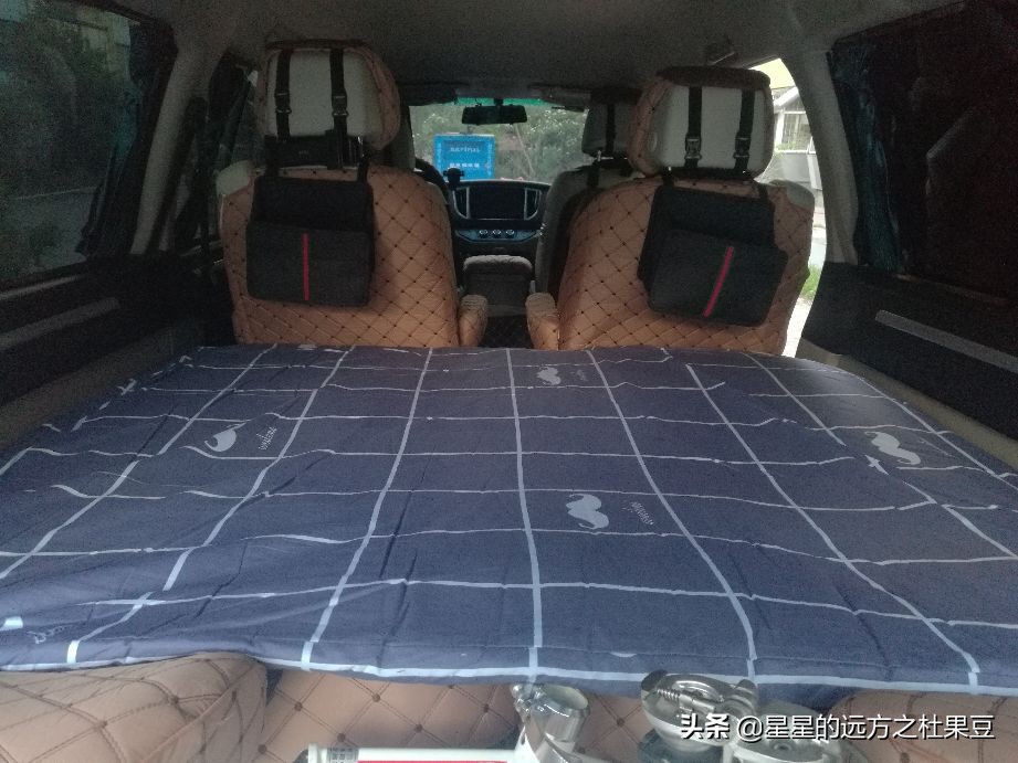 自驾游床车改装座椅视频,自驾游改床车最佳方法