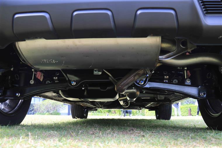 广汽三菱suv13万左右落地价,起售价不到十万的中型suv推荐