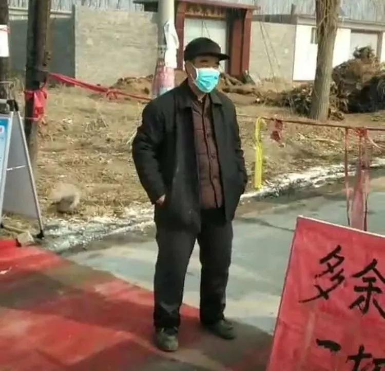 抗疫战斗党旗飘扬,抗击疫情坚守岗位的报道