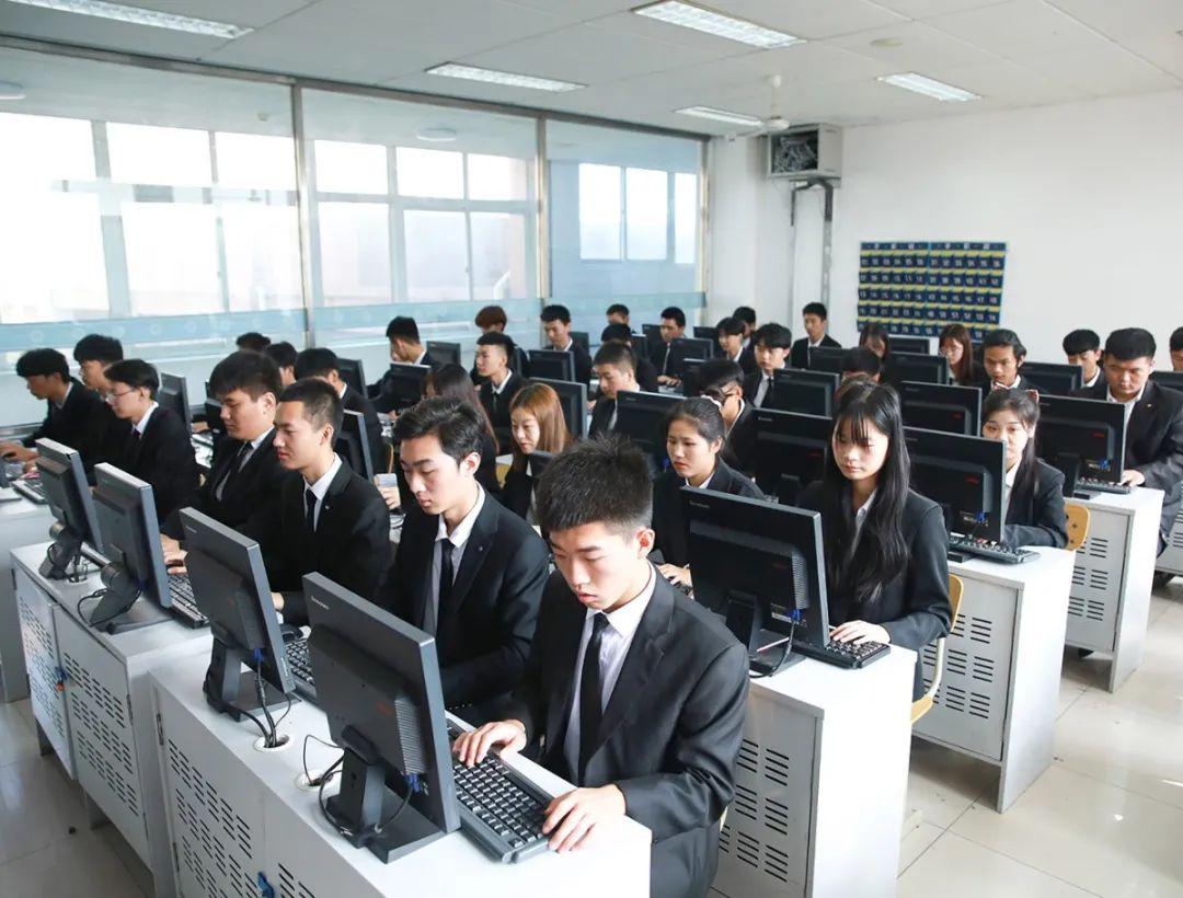 慧中it学院可信度,慧中it学院学的什么