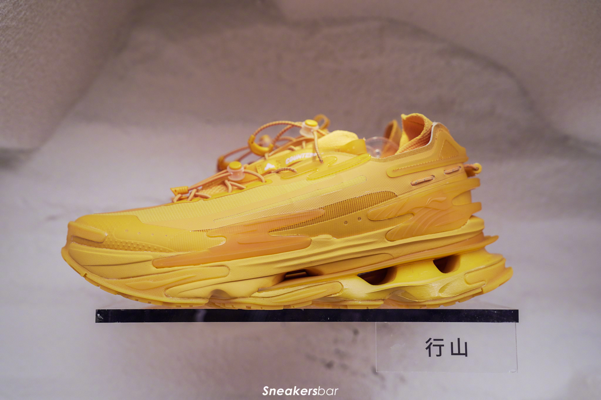 李宁鞋子时装周秀款,李宁走秀款鞋女鞋板鞋