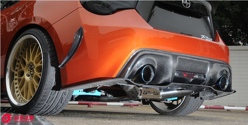 丰田86改装火箭兔,静静的看着他