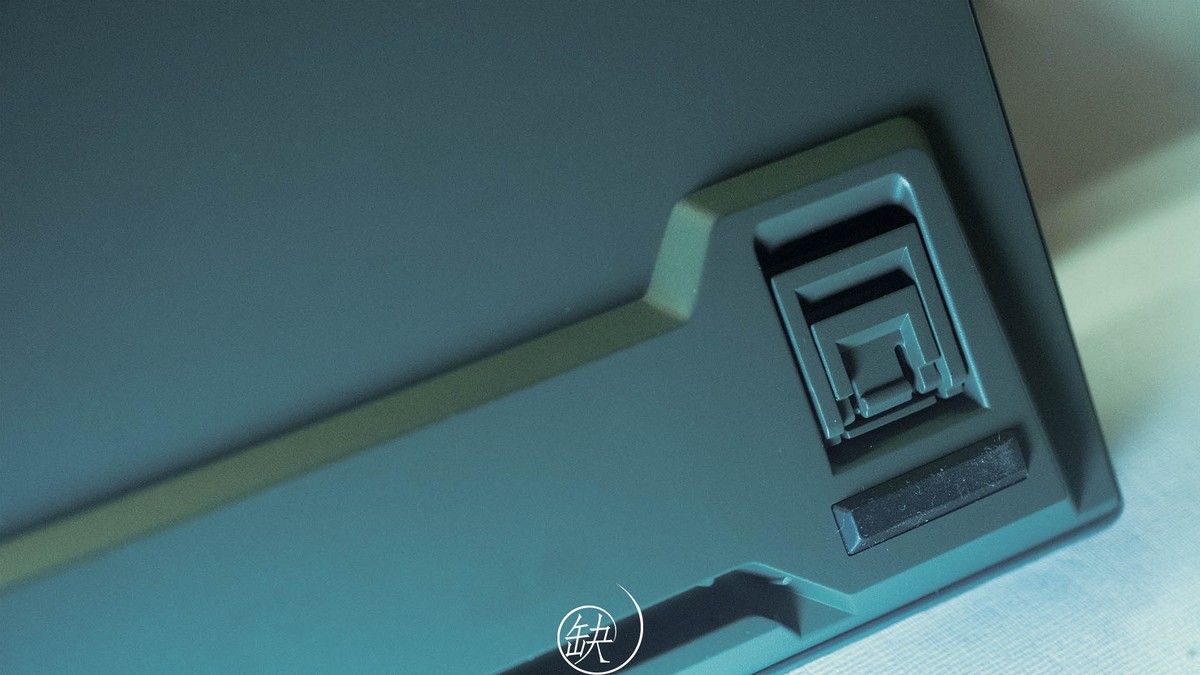 杜伽k310v2白光限定版机械键盘,杜伽k330键盘青轴怎么样