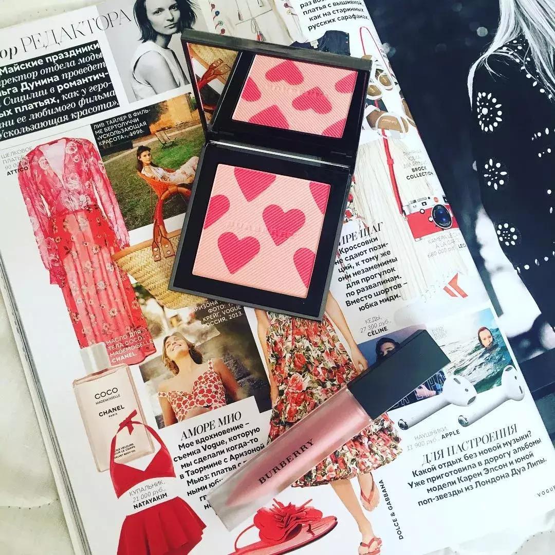 最值得买的巴宝莉,我只花费了2000元就买到了它英文