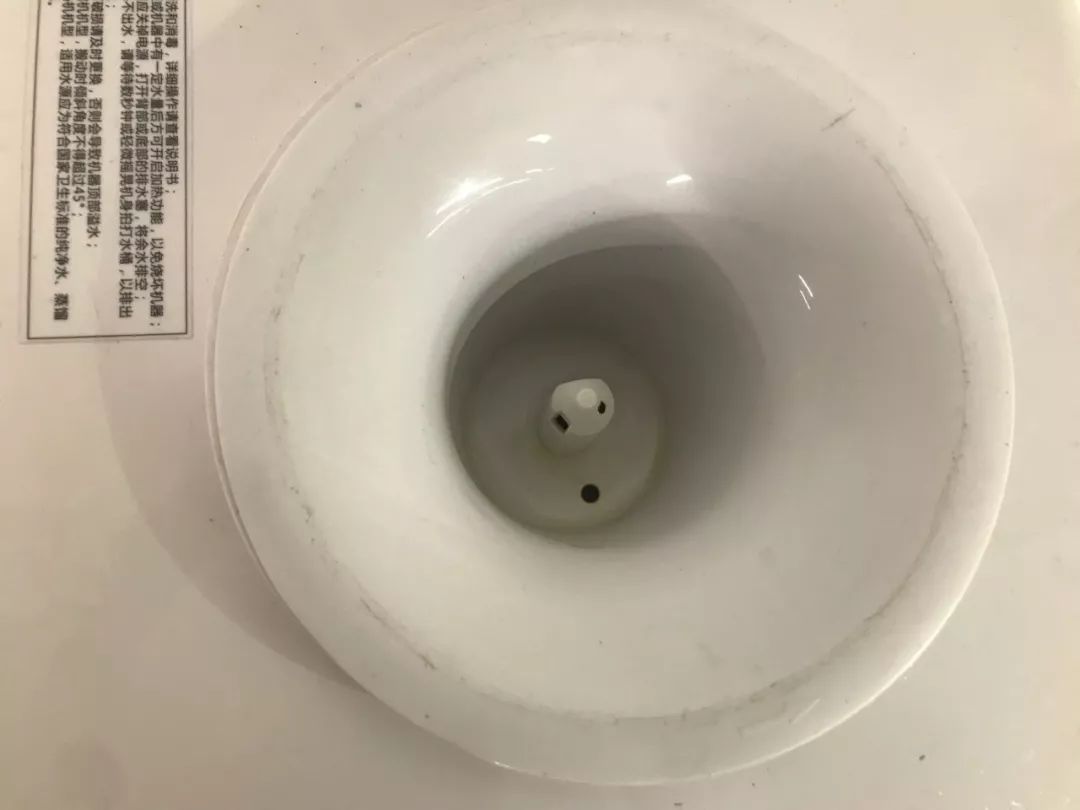 24v车载饮水机有脏怎么清洗,饮水机不清洗长期喝对身体的危害