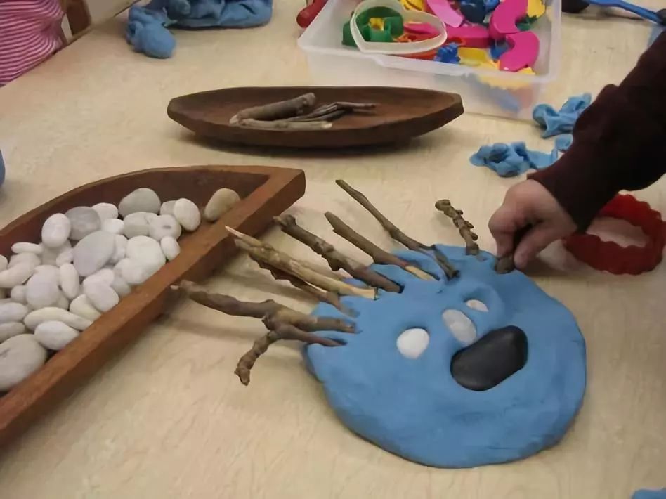 100种创意树枝,幼儿园手工装扮树枝