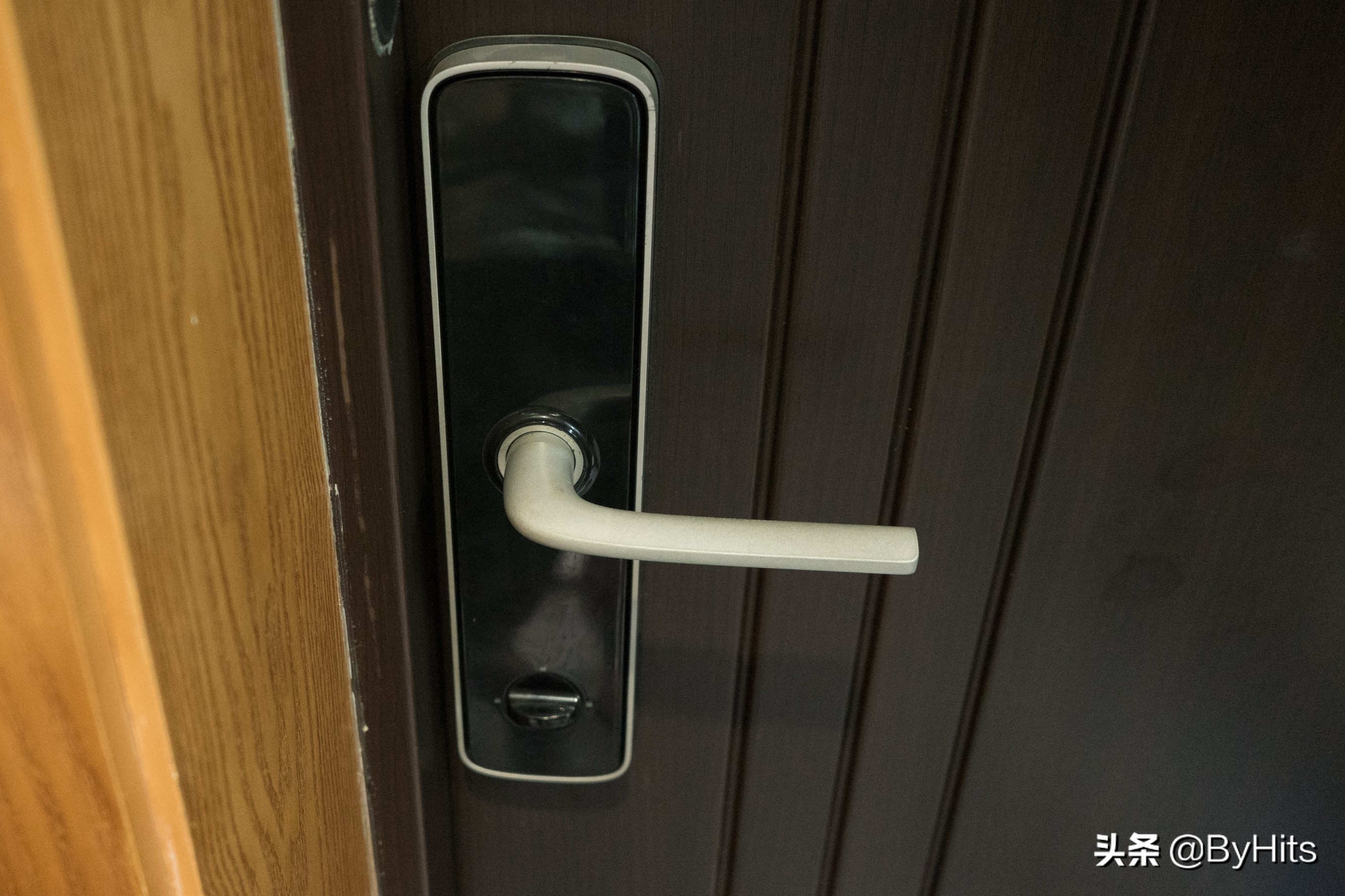 家庭门上猫眼监控摄像头,看护家摄像头夜视效果