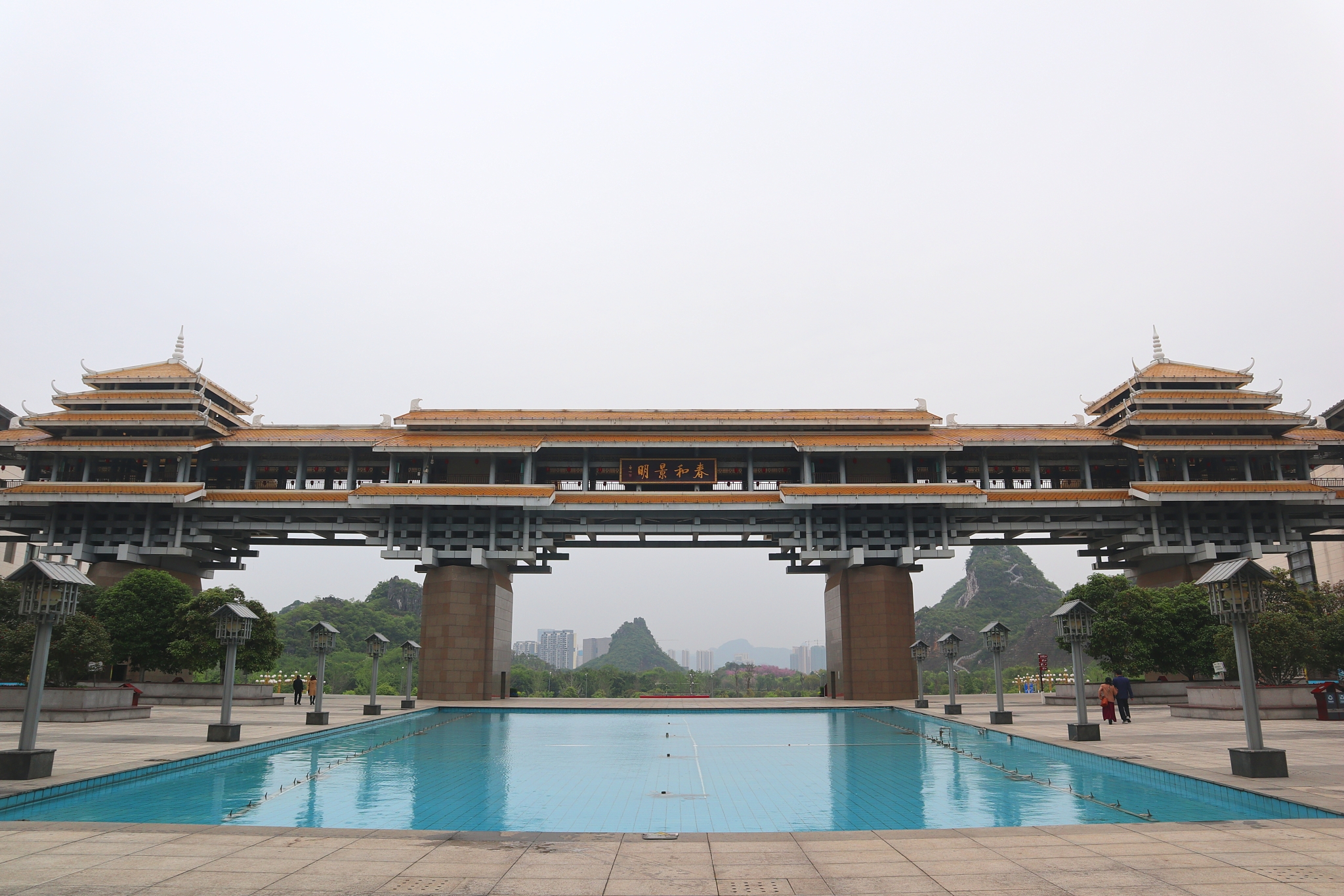 桂林有没有传统民族服饰的展览馆,少数民族特色服装真好看