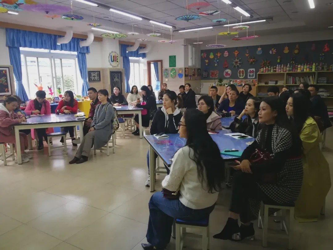 小学招生2000人,美视国际学校收费