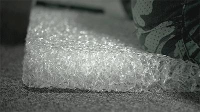 日本发明变态坐垫！让屁股坐在“空气”上，透气、8小时坐不累