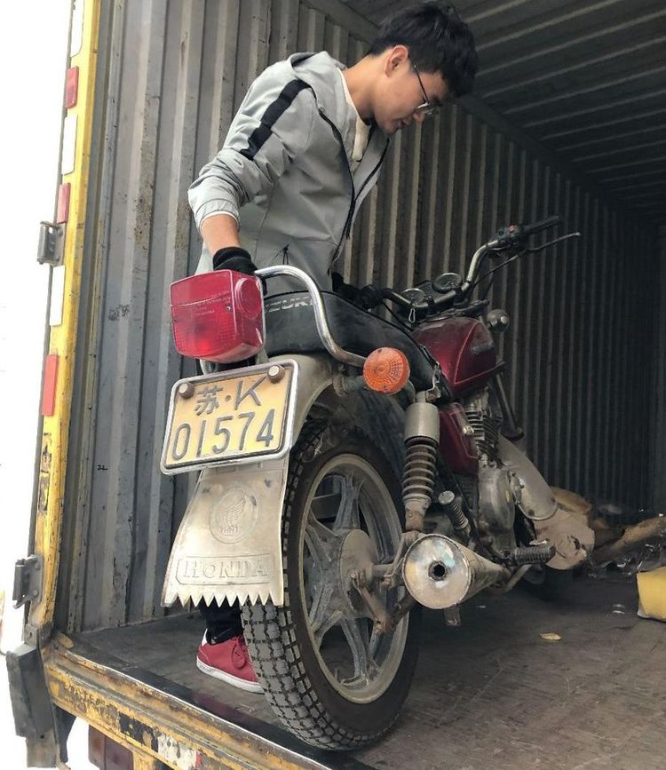 铃木250老款经典,回收40年铃木摩托车