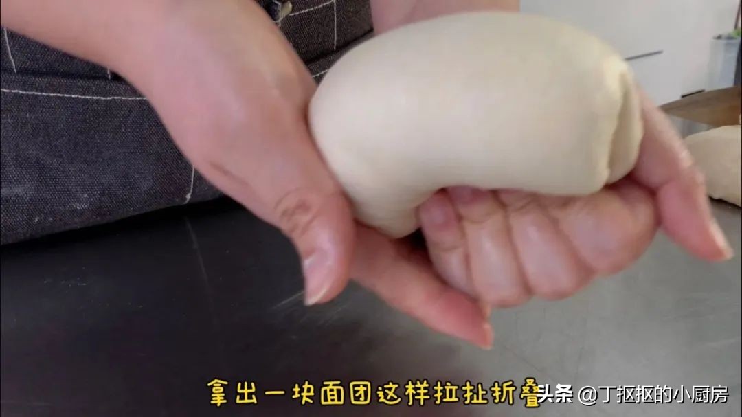 怎么用揉面机做吐司,不用揉面机怎么揉吐司拉丝