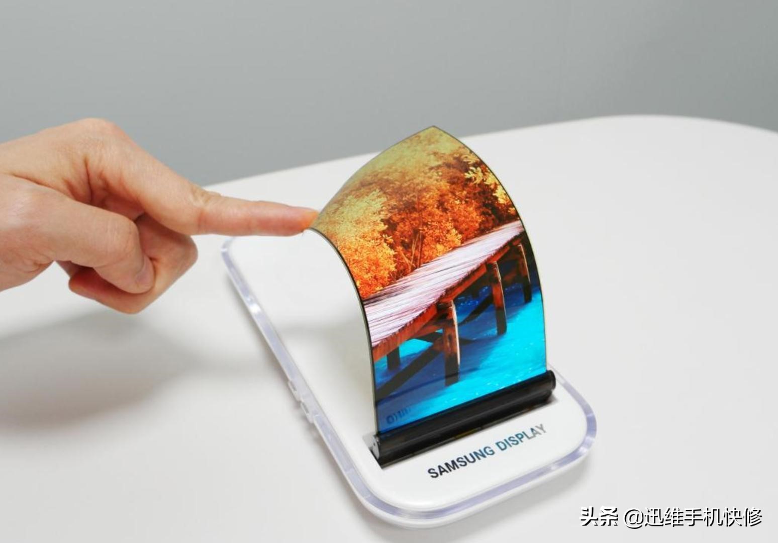 如何判断屏幕是lcd还是oled,手机lcd屏和oled屏哪个好