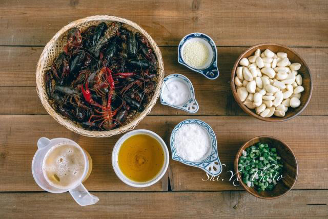 盱眙龙虾抽虾线吗,想吃新鲜海鲜没有虾线的盱眙龙虾