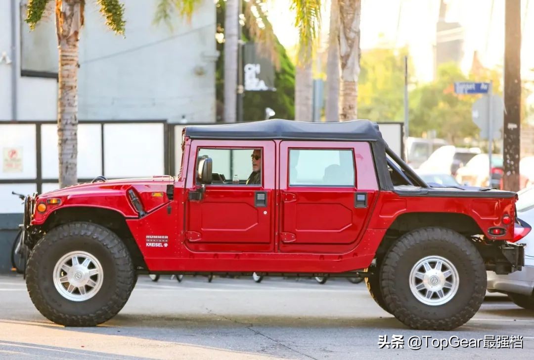 施瓦辛格开哈雷,施瓦辛格出车祸开的什么车