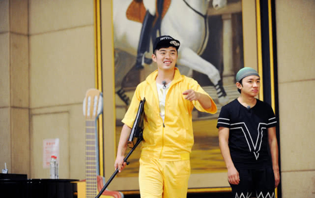 郑秀文原谅许志安，王黎雯却不回应杨烁出轨传闻，原因竟是这样？