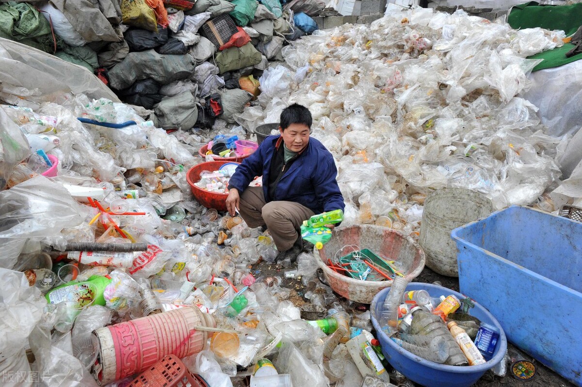 塑料颗粒污水处理方法,废旧塑料破碎清洗整套设备多少钱