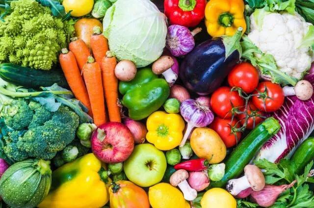 喝醉酒的时候喝什么饮料能醒酒,喝醉酒怎么办喝糖水醒酒