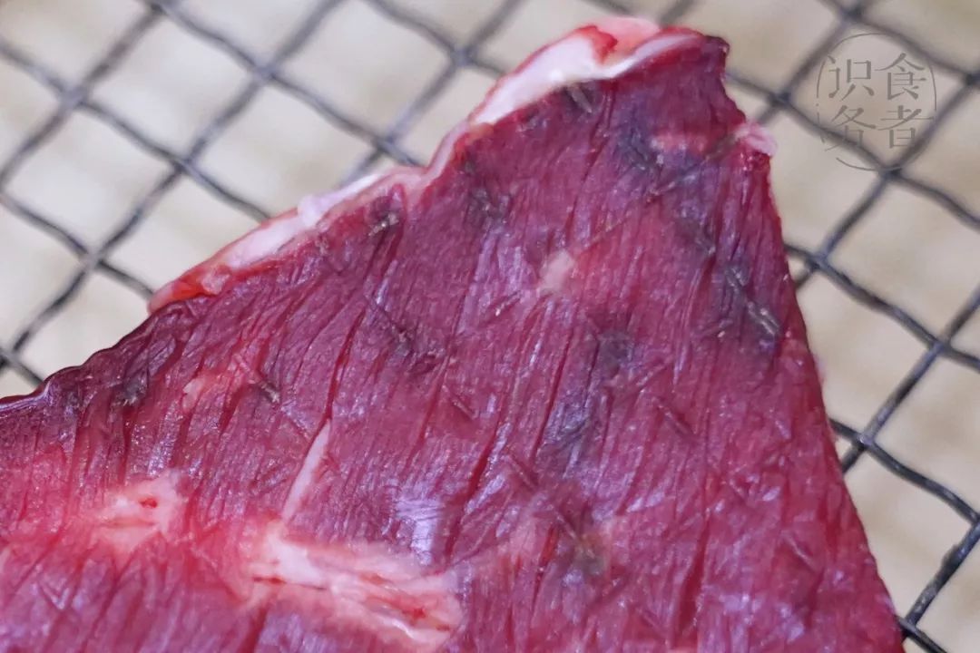 熟成牛排是智商税吗,熟成牛排算僵尸肉么