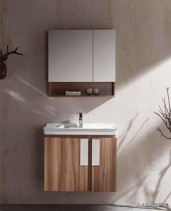 浴室柜选哪种材质好,pvc浴室柜的材质及优缺点