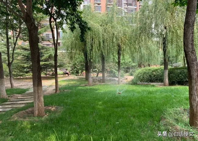 两区交界的指示牌,两个区的交界处定位