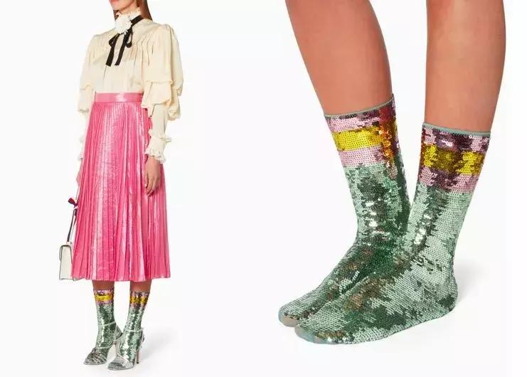 花5000块买了双香奈儿拖鞋，妈妈问我是不是9块9包邮......