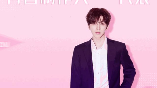 蔡徐坤的成名之路有多么艰辛,蔡徐坤成长历程