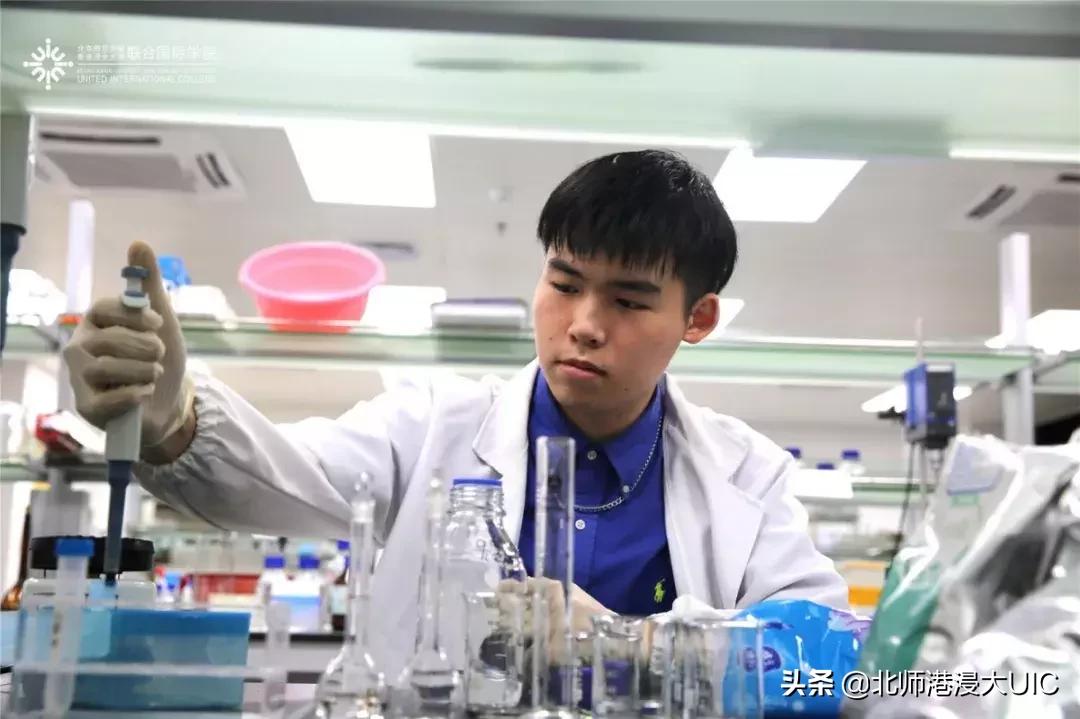 报告！暑假有UICer留校养鱼、看海